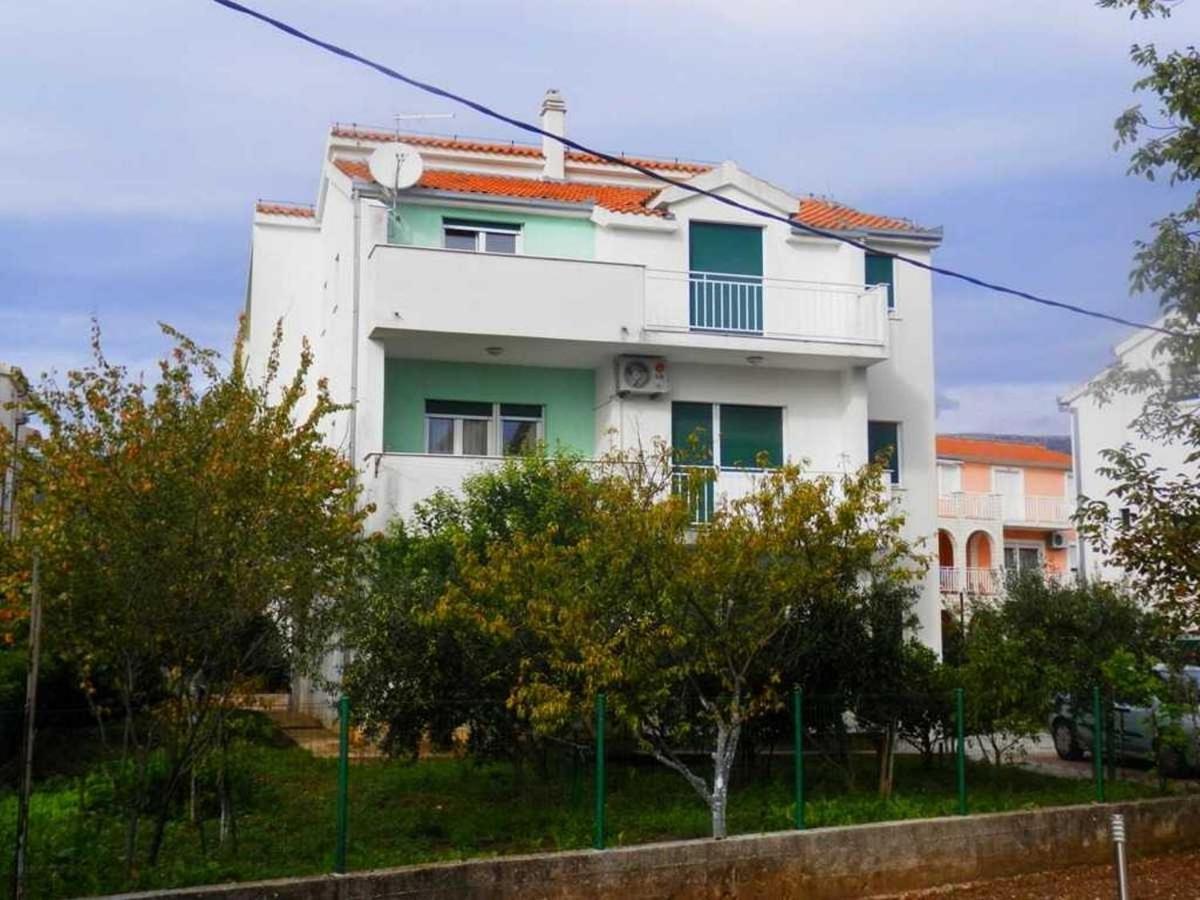 Apartments With A Parking Space Kastel Stafilic, Kastela - 20694 외부 사진